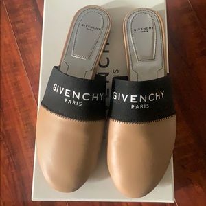 GIVENCHY Bedford mules